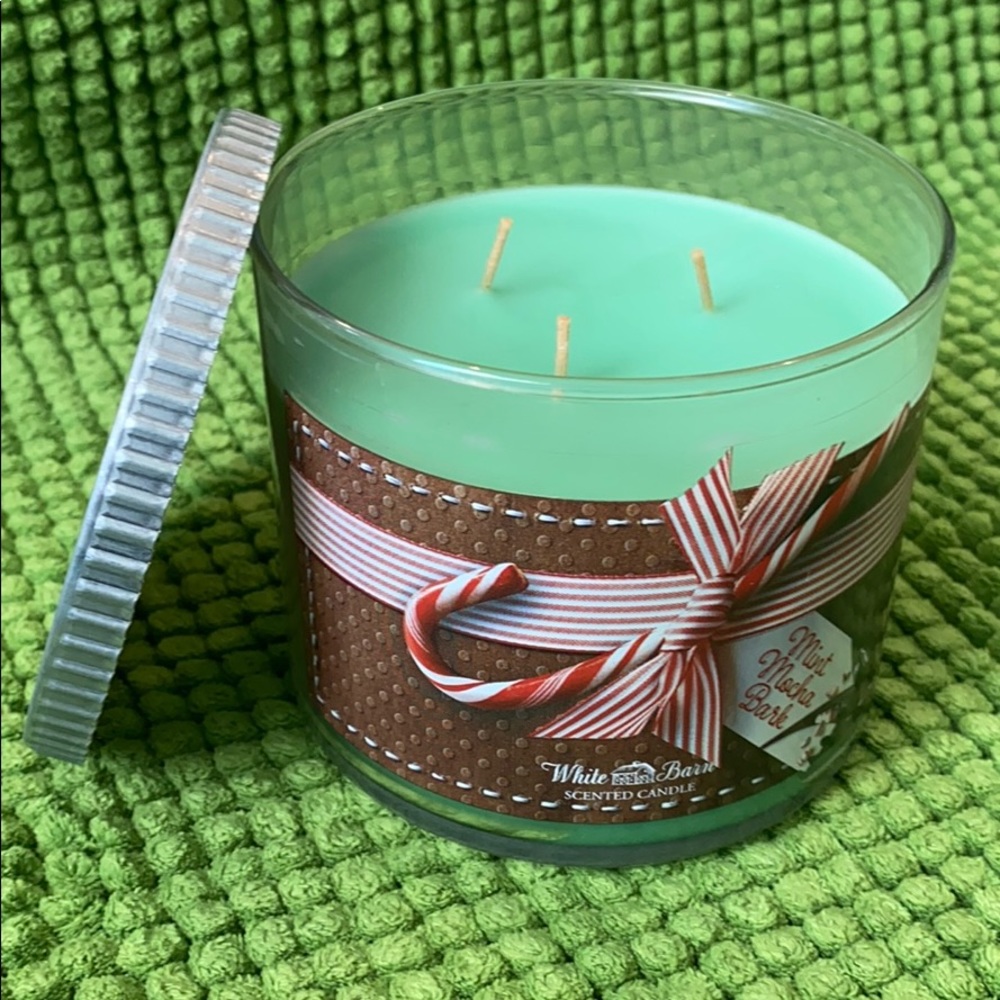 White Barn - Bath & Body Works candle